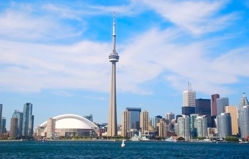 Toronto-skyline-with-CN-Tower-resized
